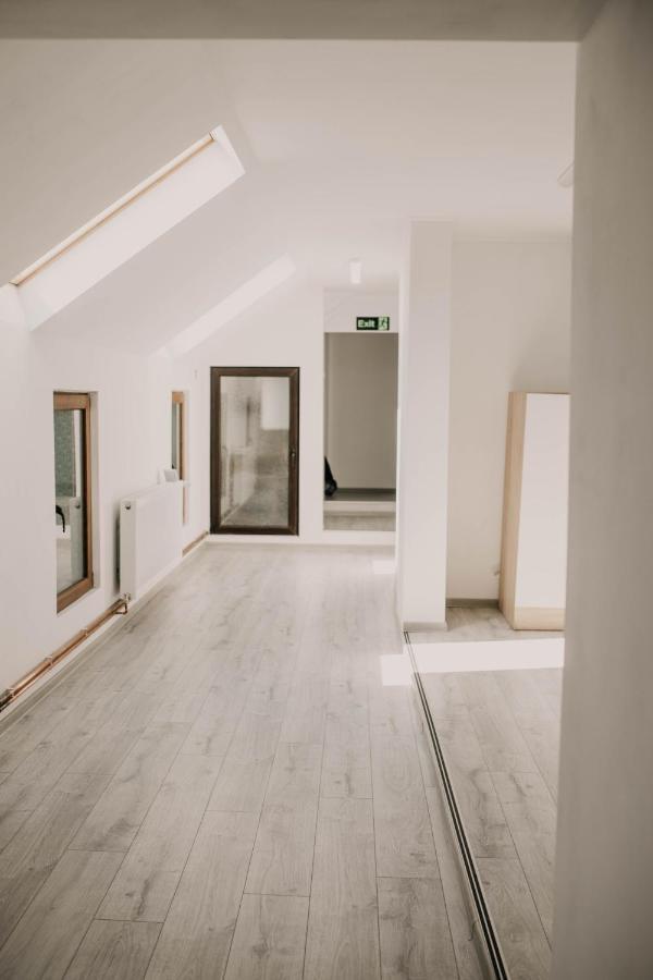Paulaapartment&Rooms Oradea Exterior foto